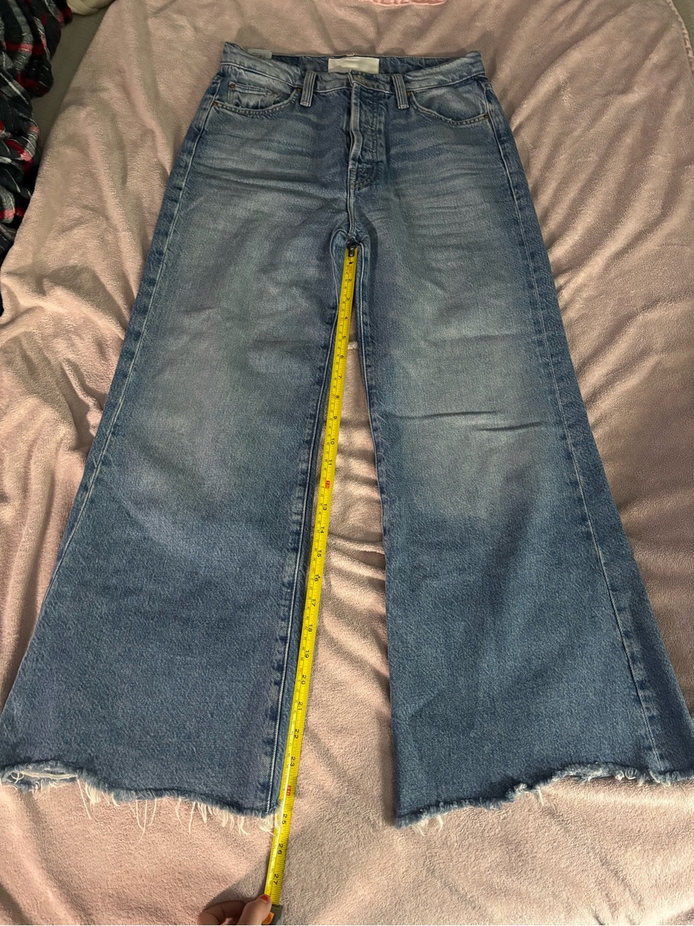 MOTHER Tomcat Roller Chew Jeans